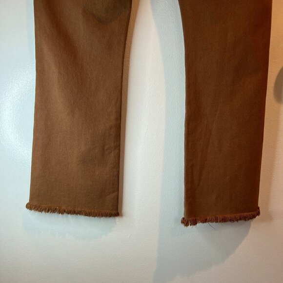 LOFT Pintucked Frayed High Rise Kick Crop Jeans in Cocoa Powder, Size 4 - Picture 11 of 14